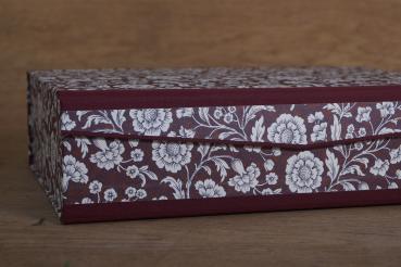 Elegant red organization box "Fini", fine stationery